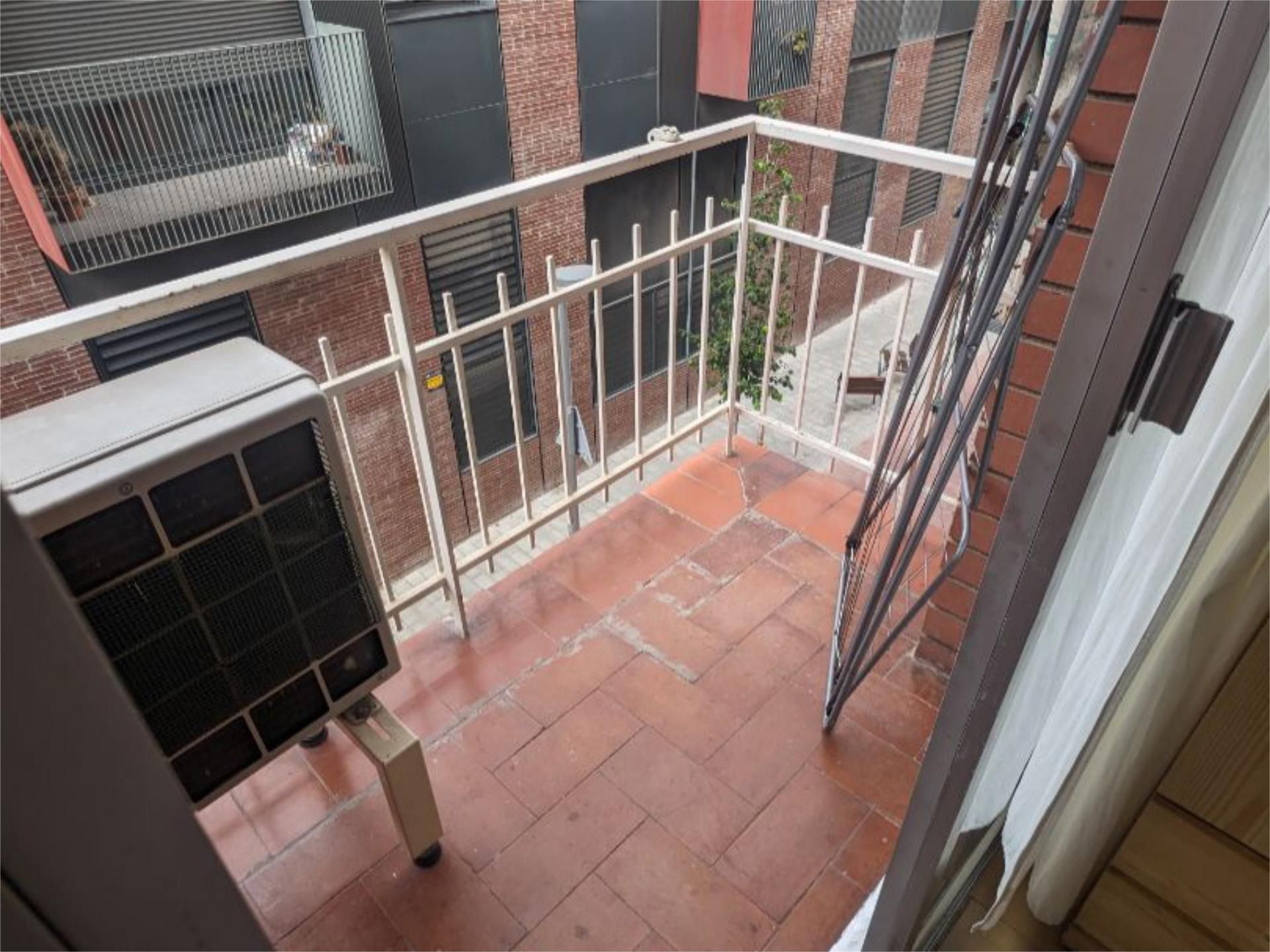 Balcony of Flat to share in  Barcelona Capital  with Furnished and Balcony