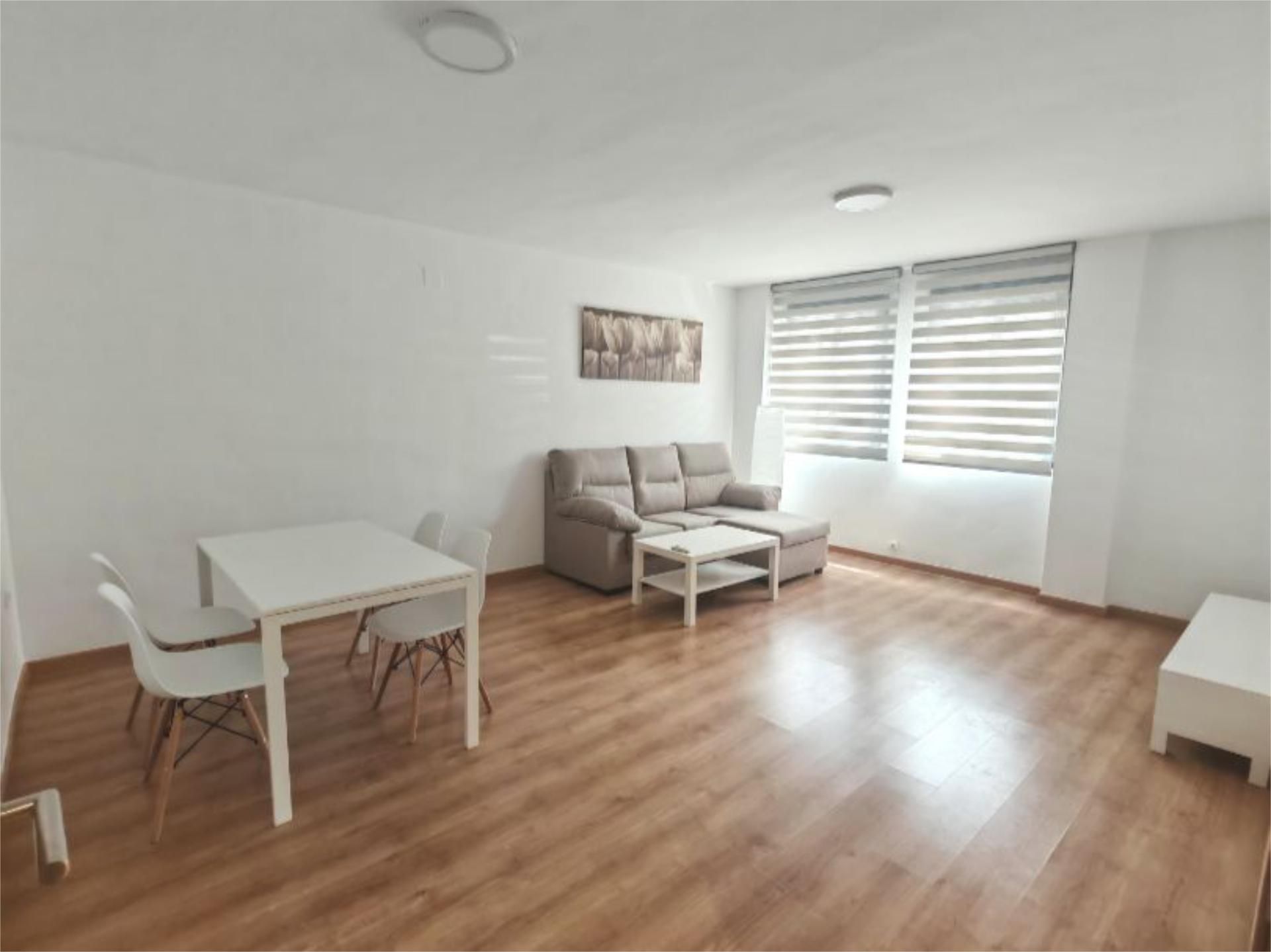 Wohnzimmer von Wohnung miete in Monachil mit Klimaanlage, Parkett und Möbliert