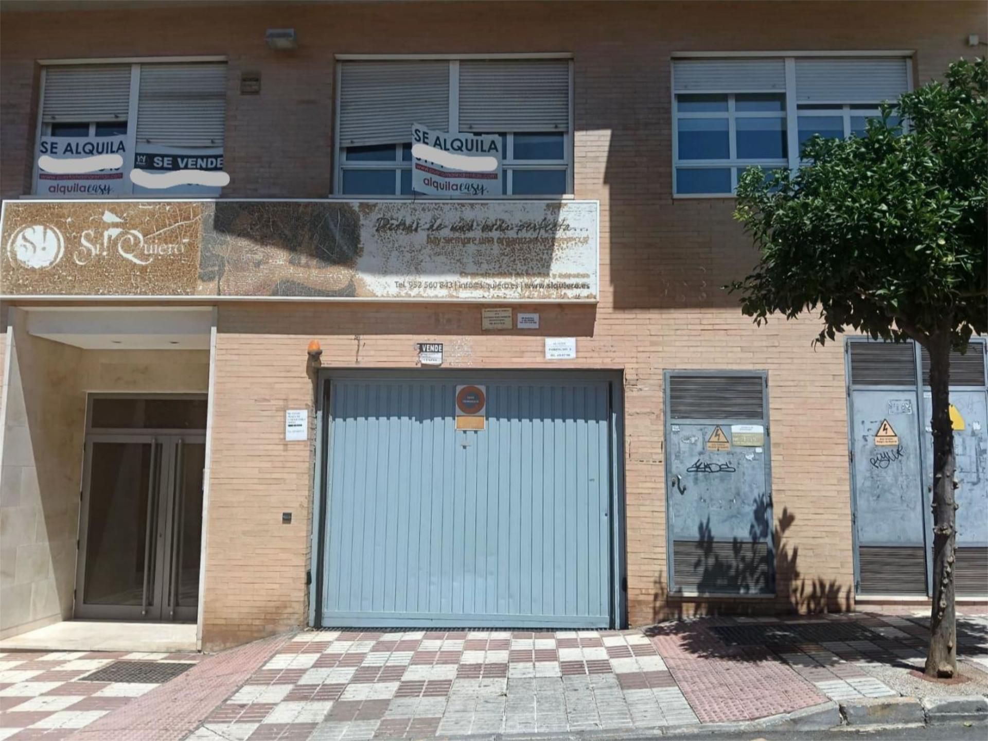 Vista exterior de Garatge en venda en Benalmádena