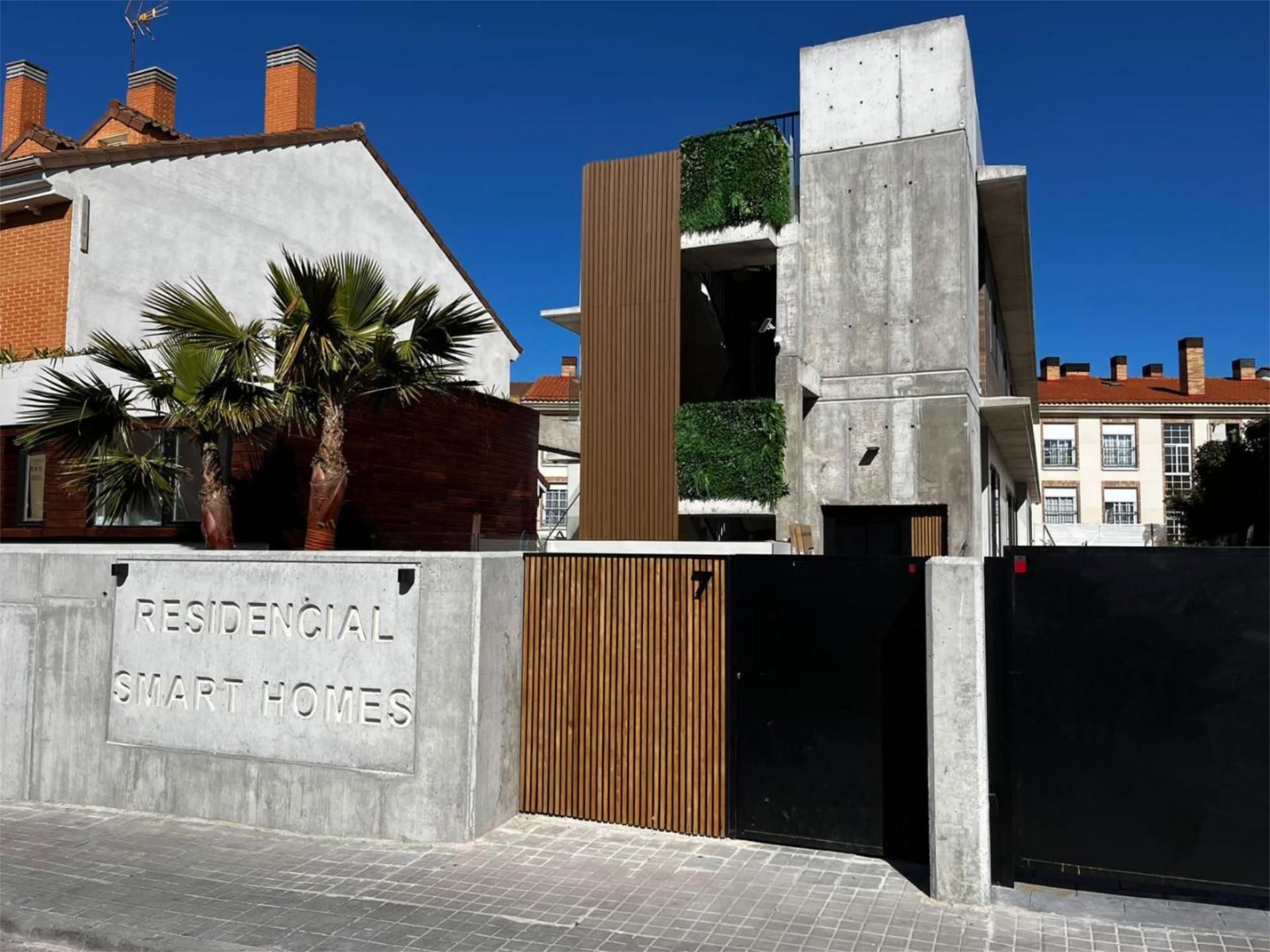 Exterior view of Apartment to rent in Villanueva de la Cañada  with Air Conditioner, Heating and Private garden