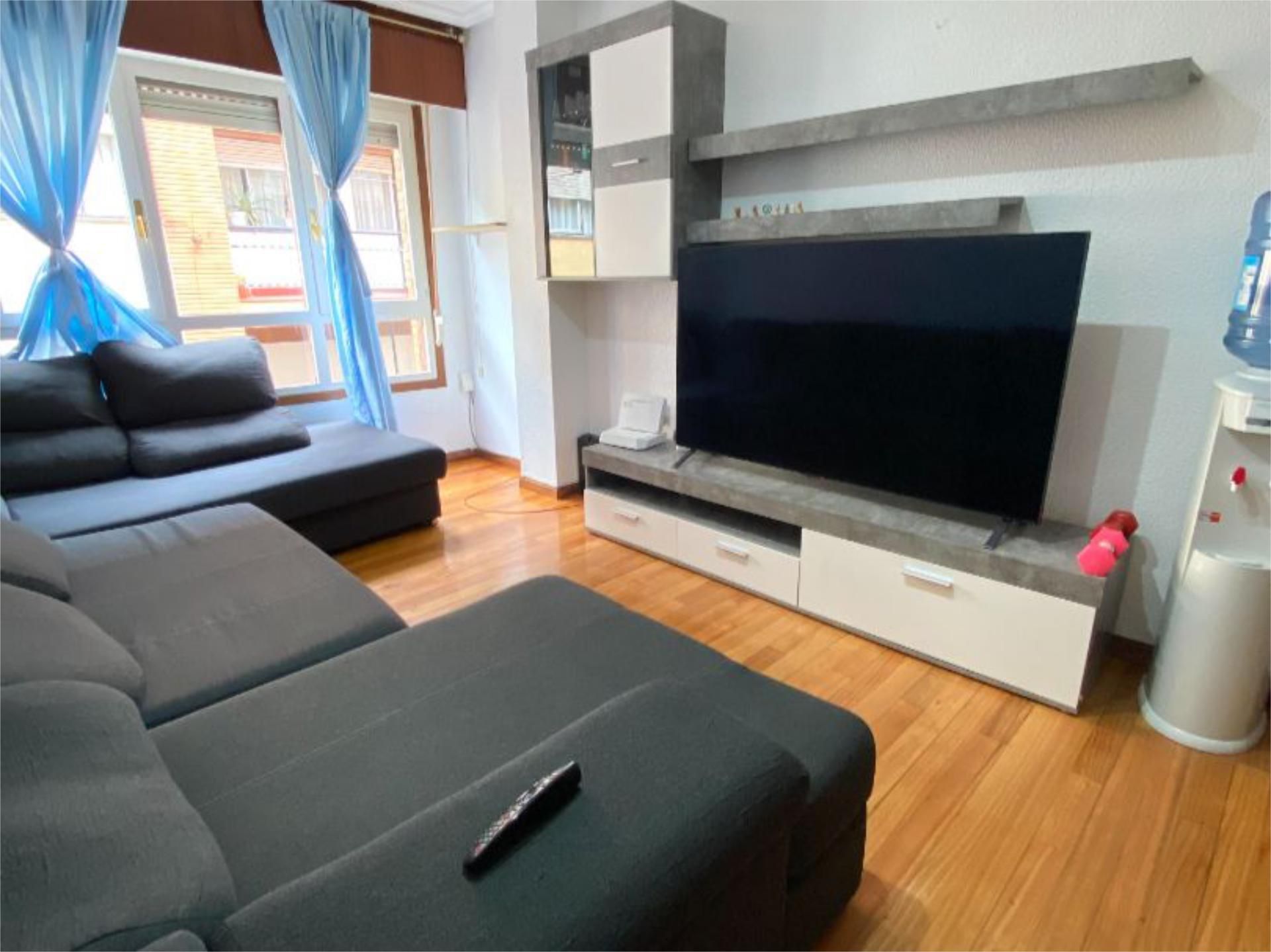 Living room of Flat for sale in Santoña  with Terrace and Balcony