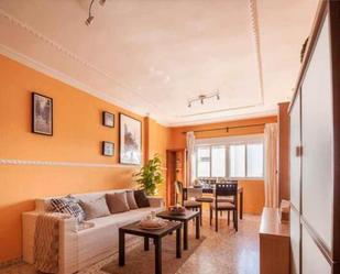 Sala d'estar de Pis de lloguer en San Fernando amb Terrassa, Moblat i Es permeten mascotes