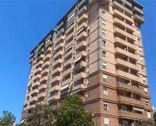 Vista exterior de Pis de lloguer en  Valencia Capital amb Aire condicionat, Terrassa i Balcó
