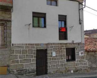 Exterior view of House or chalet for sale in Burgohondo  with Heating and Furnished