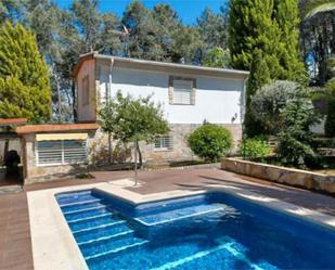 Swimming pool of Single-family semi-detached for sale in El Tiemblo   with Heating, Private garden and Terrace