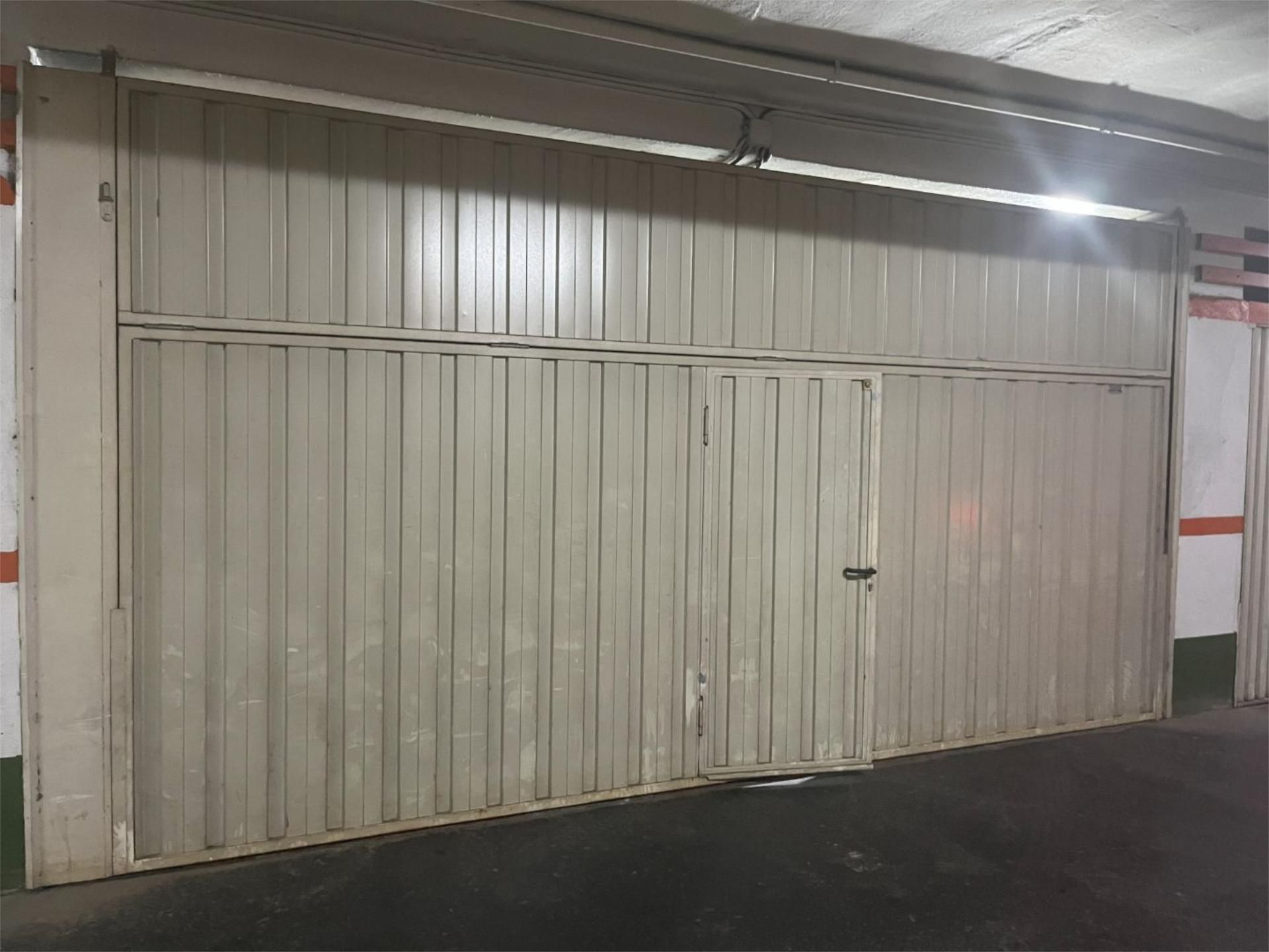 Exterior view of Garage for sale in Bilbao 