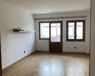 Bedroom of Flat to rent in  Zaragoza Capital  with Air Conditioner, Parquet flooring and Oven