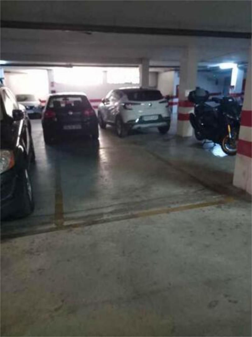 Aparcament de Garatge de lloguer en  Jaén Capital