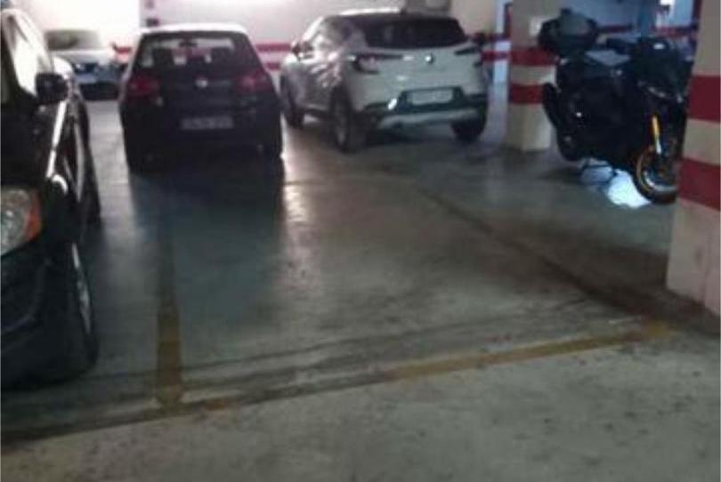 Garatge de lloguer a Renfe - Bulevar 1ª y 2ª Fase, Jaén - imatge 1 Foto 1 de Garatge de lloguer a Renfe - Bulevar 1ª y 2ª Fase, Jaén