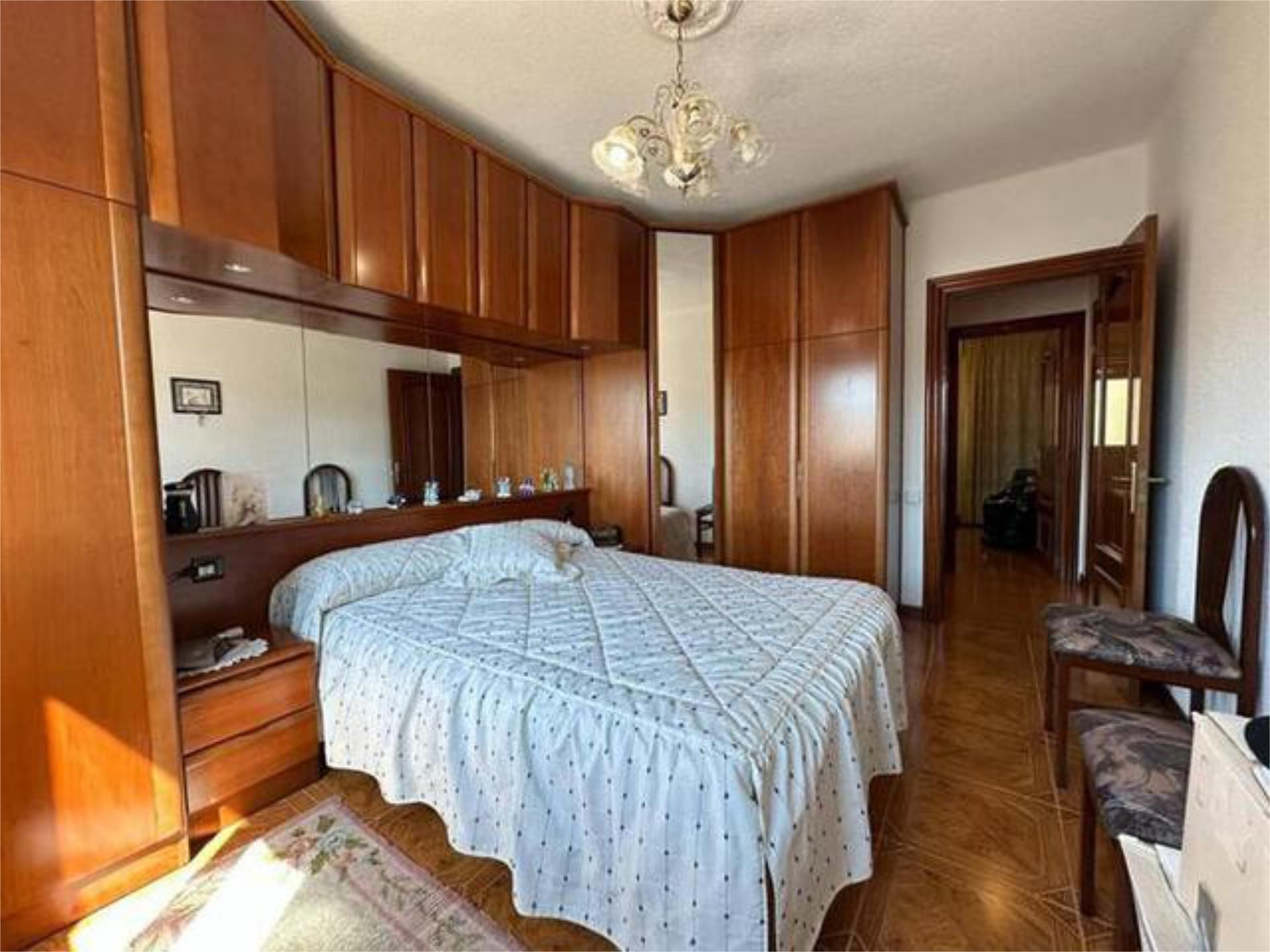 Habitación de Piso en venta en Noáin (Valle de Elorz) / Noain (Elortzibar) con Calefacción y Amueblado