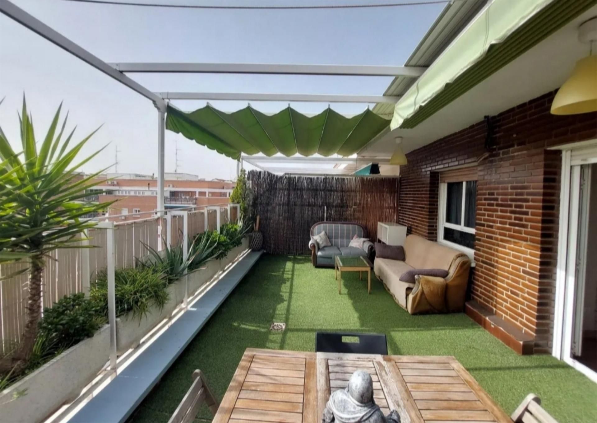 Attic to rent in Calle de Sánchez Barcáiztegui, 10, Pacífico