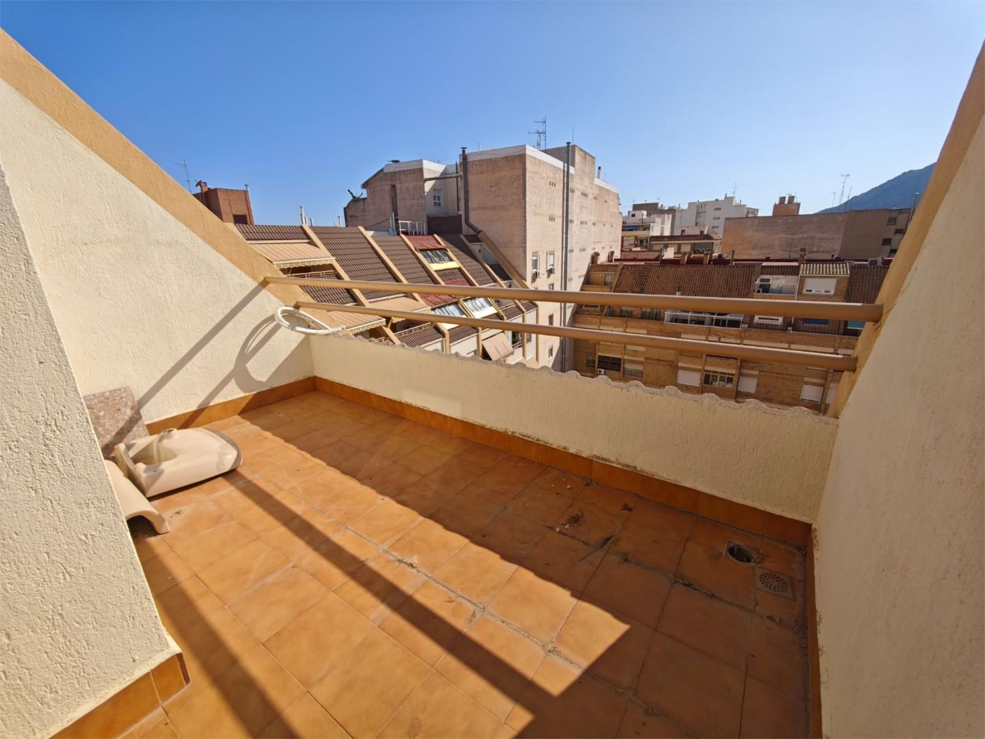 Terrassa de Àtic en venda en Elda amb Terrassa i Balcó