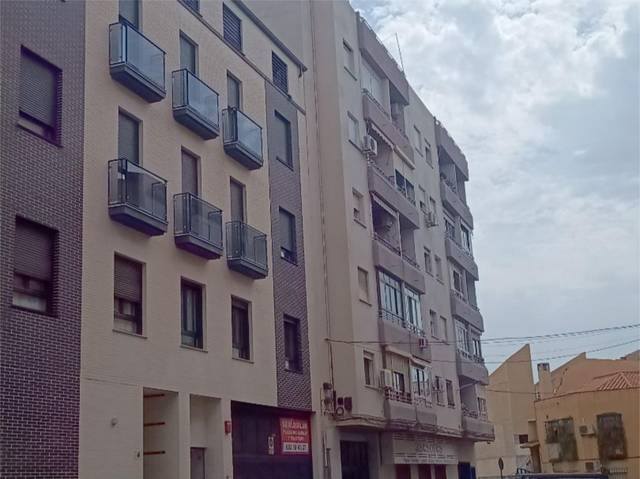 Piso en Alquiler en Calle Ríos Rosas, 4 en Perchel Norte