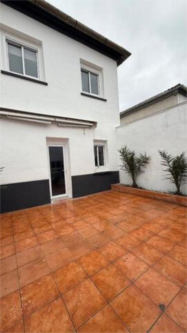 Terrace of Study to share in Tortosa  with Private garden and Furnished