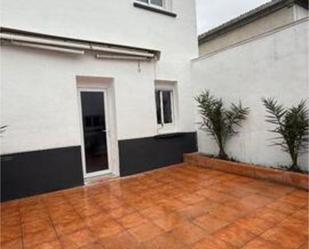 Terrassa de Estudi per a compartir en Tortosa amb Jardí privat i Moblat