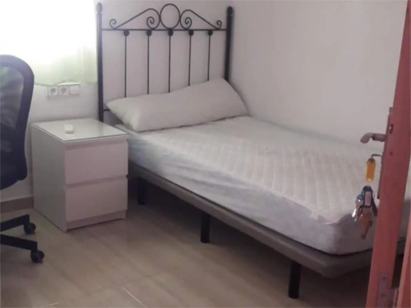 Habitació a Calle Cabezo Blanco, 18, Guadalupe Dormitori de Dúplex per a compartir en Murcia amb Aire condicionat, Calefacció i Terrassa