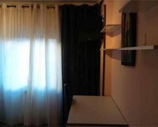 Bedroom of Flat for sale in  Zaragoza Capital  with Heating, Terrace and Furnished