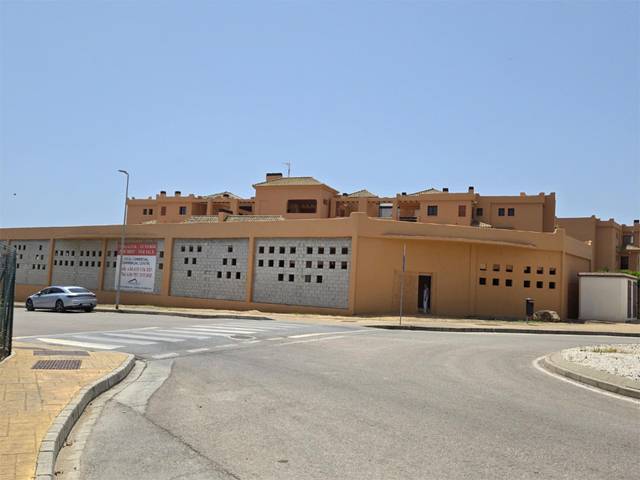 Nave industrial en Alquiler en Calle Doña Julia, 29 en Doña Julia Golf