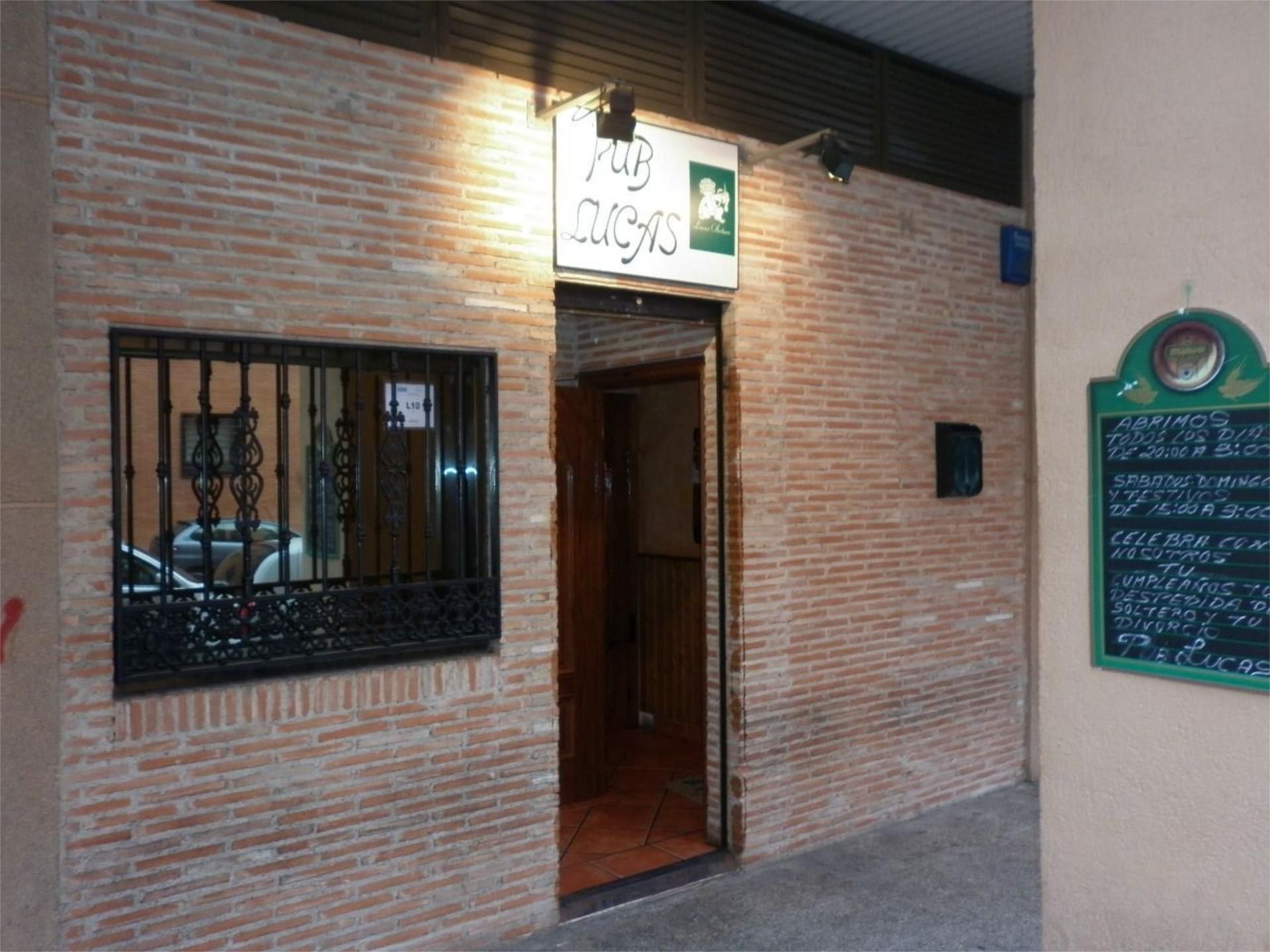 Premises for sale in  Madrid Capital  with Air Conditioner, Heating and Furnished