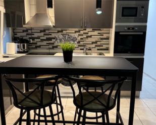 Kitchen of Flat for sale in  Zaragoza Capital  with Heating, Parquet flooring and Furnished