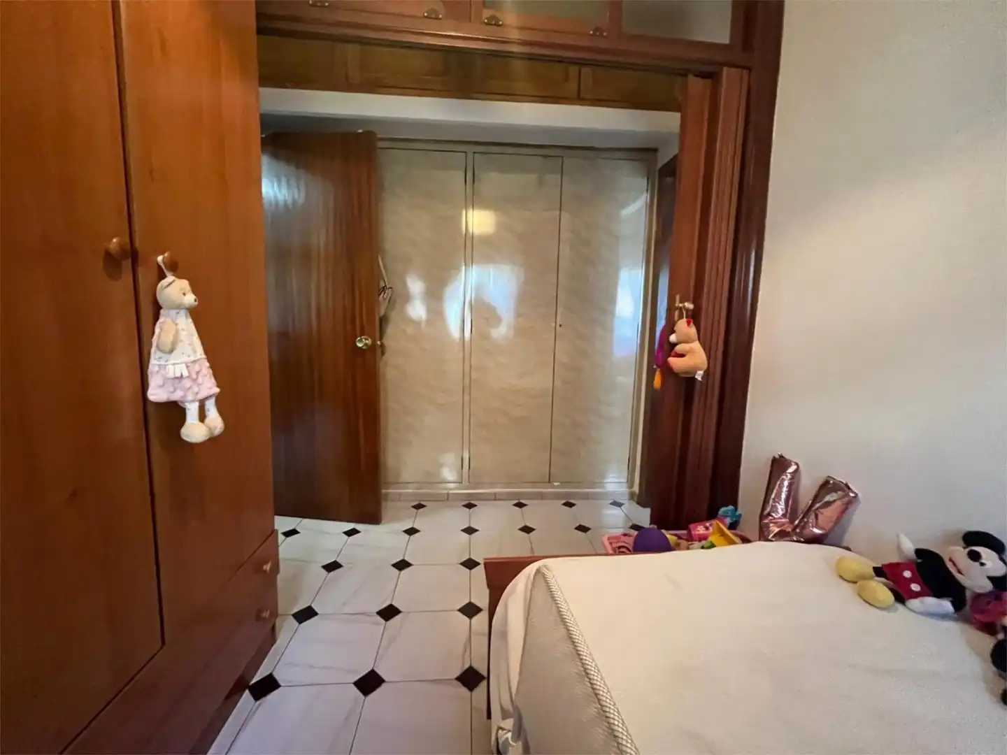 Piso de alquiler en Calle Manuel Rodríguez Buzón, 2, Tiro de Línea Habitación de Piso de alquiler en Sevilla con Aire acondicionado, Calefacción y Amueblado