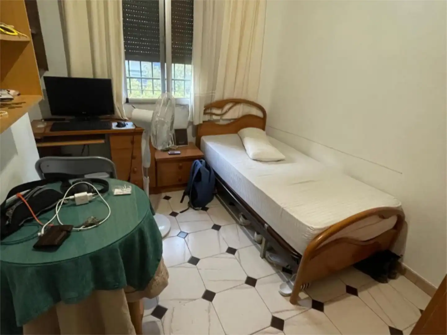 Piso de alquiler en Calle Manuel Rodríguez Buzón, 2, Tiro de Línea Habitación de Piso de alquiler en Sevilla con Aire acondicionado, Calefacción y Amueblado
