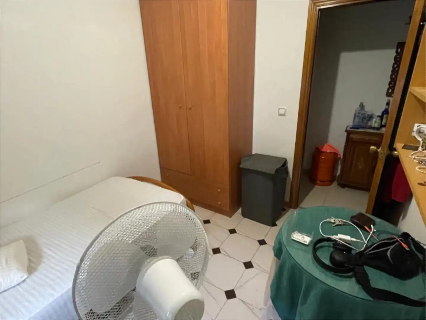Piso de alquiler en Calle Manuel Rodríguez Buzón, 2, Tiro de Línea Habitación de Piso de alquiler en Sevilla con Aire acondicionado, Calefacción y Amueblado