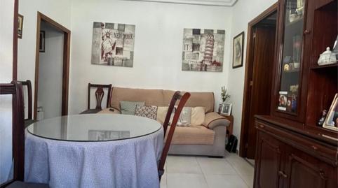 Photo 2 of Flat to rent in Calle Manuel Rodríguez Buzón, 2, Tiro de Línea, Sevilla