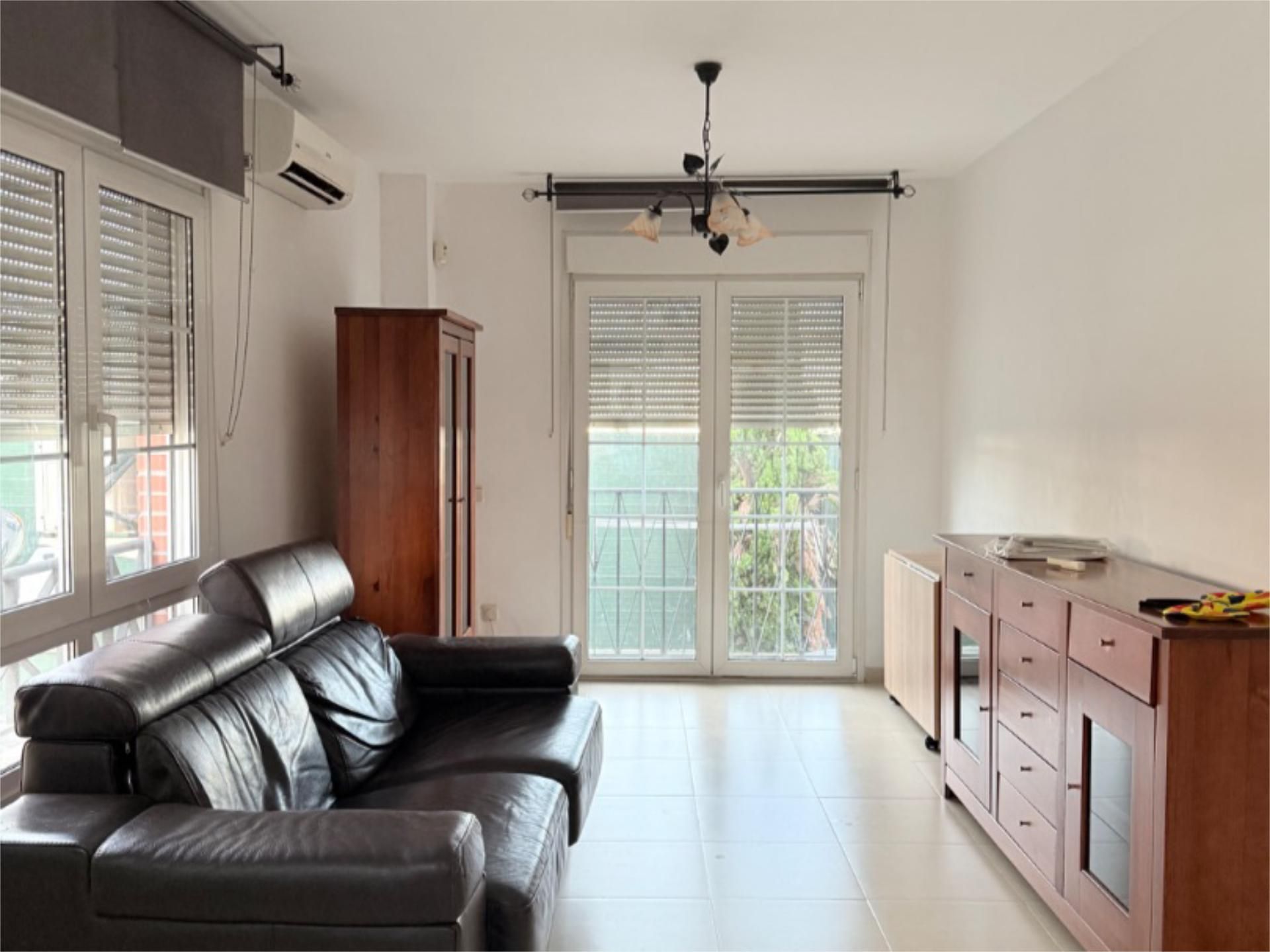 Living room of Flat for sale in Azuqueca de Henares  with Air Conditioner and Balcony