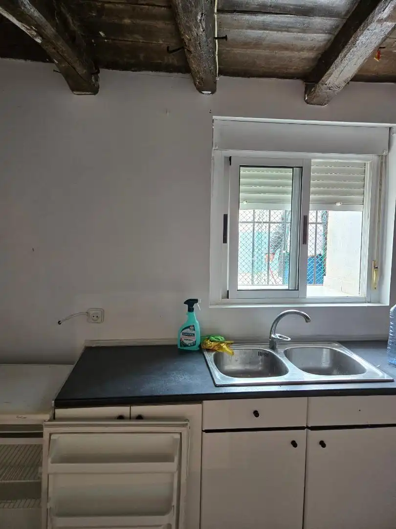 Casa adosada en venta en Calle Paraiso, 5, Valdefinjas Cocina de Casa adosada en venta en Valdefinjas con Trastero y Lavadora