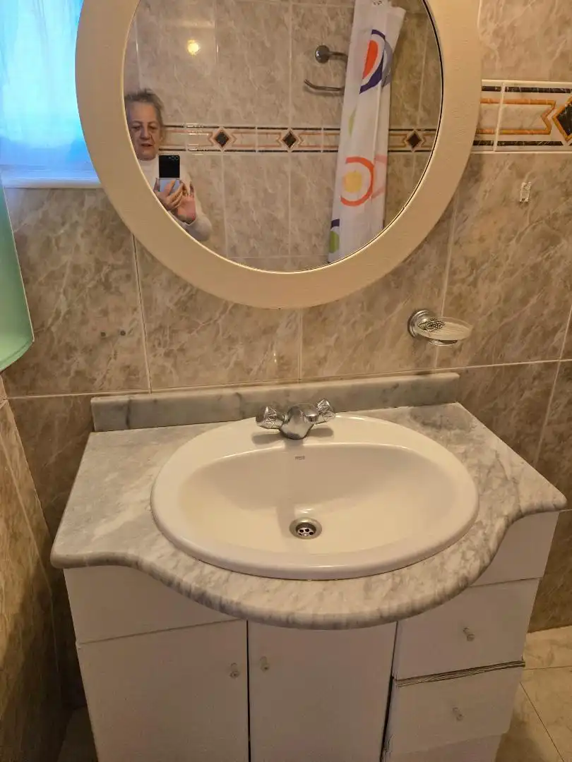 Casa adosada en venta en Calle Paraiso, 5, Valdefinjas Baño de Casa adosada en venta en Valdefinjas con Trastero y Lavadora