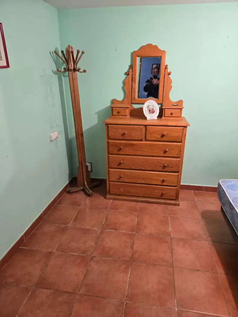 Casa adosada en venta en Calle Paraiso, 5, Valdefinjas Habitación de Casa adosada en venta en Valdefinjas con Trastero y Lavadora