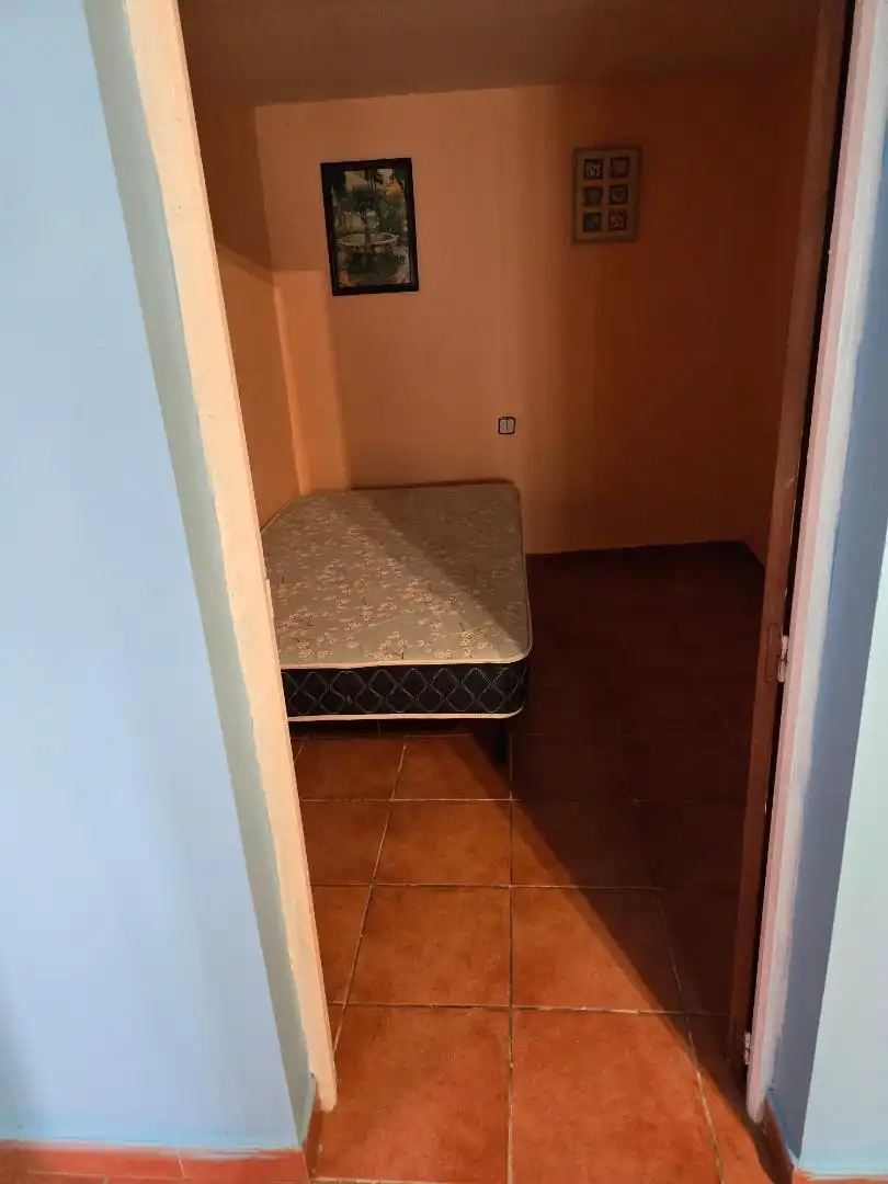 Casa adosada en venta en Calle Paraiso, 5, Valdefinjas Habitación de Casa adosada en venta en Valdefinjas con Trastero y Lavadora