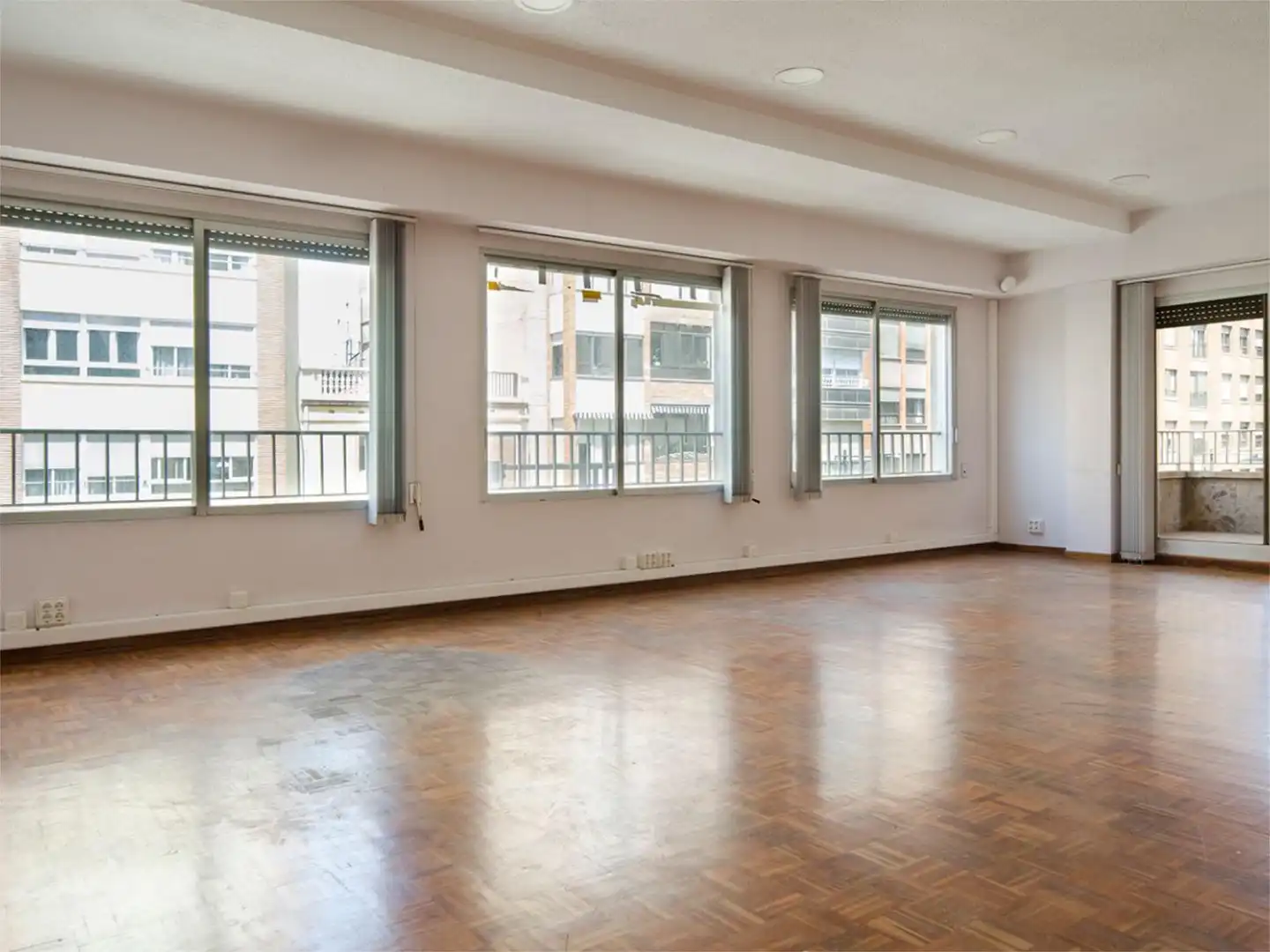 Flat for sale in Plaza Clave, 12, Casco Histórico Living room of Flat for sale in Castellón de la Plana / Castelló de la Plana with Air Conditioner and Terrace