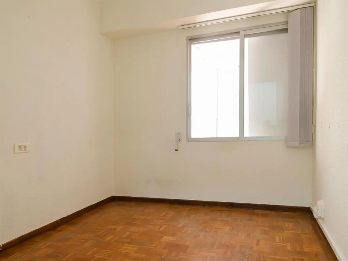 Flat for sale in Plaza Clave, 12, Casco Histórico Bedroom of Flat for sale in Castellón de la Plana / Castelló de la Plana with Air Conditioner and Terrace