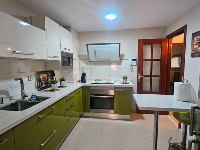 Piso en Alquiler en Avenida Federico García Lorca, 4 en La Minilla