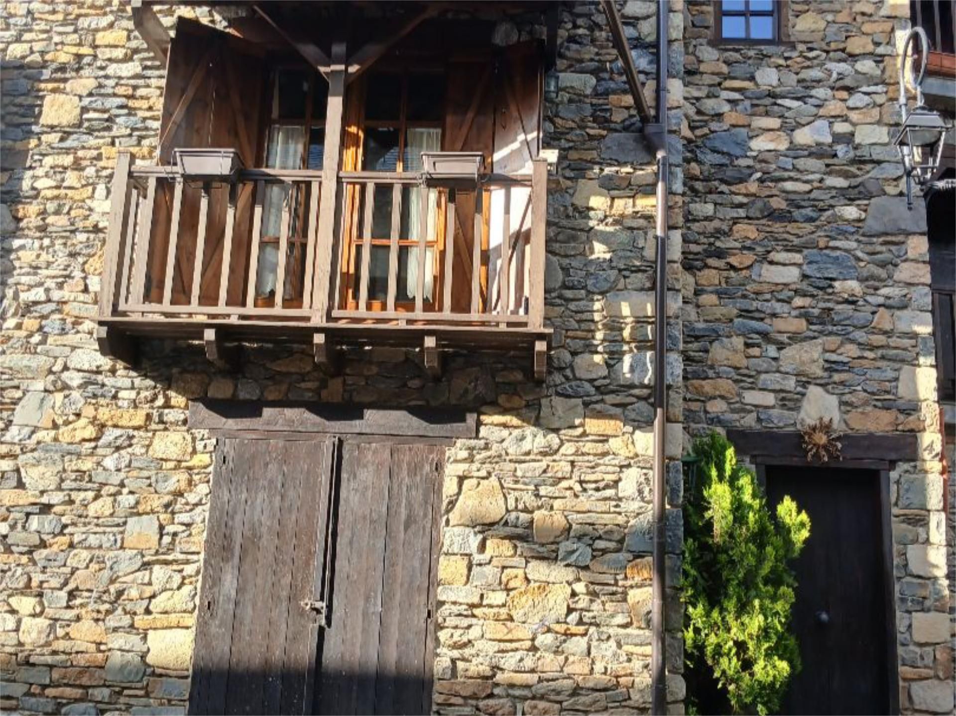 Exterior view of Flat for sale in La Vall de Boí  with Heating, Parquet flooring and Furnished