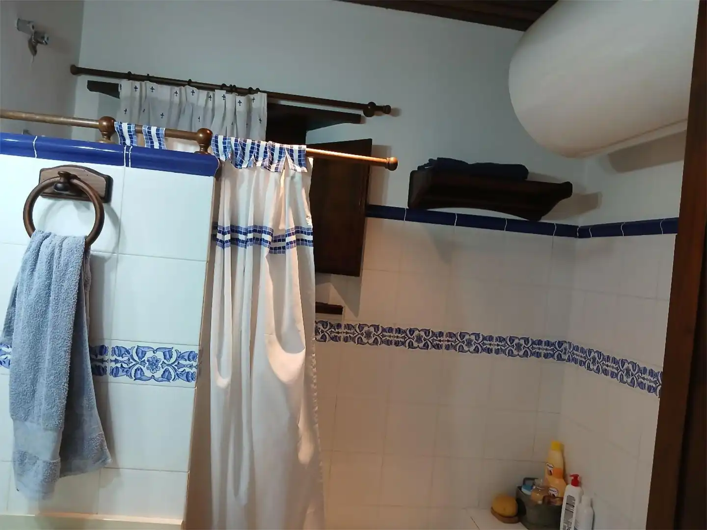 Bathroom of Flat for sale in La Vall de Boí  with Balcony