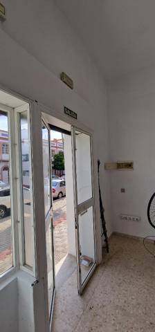 Local comercial en Alquiler en Calle Estepa, 10 en Tiro de Línea