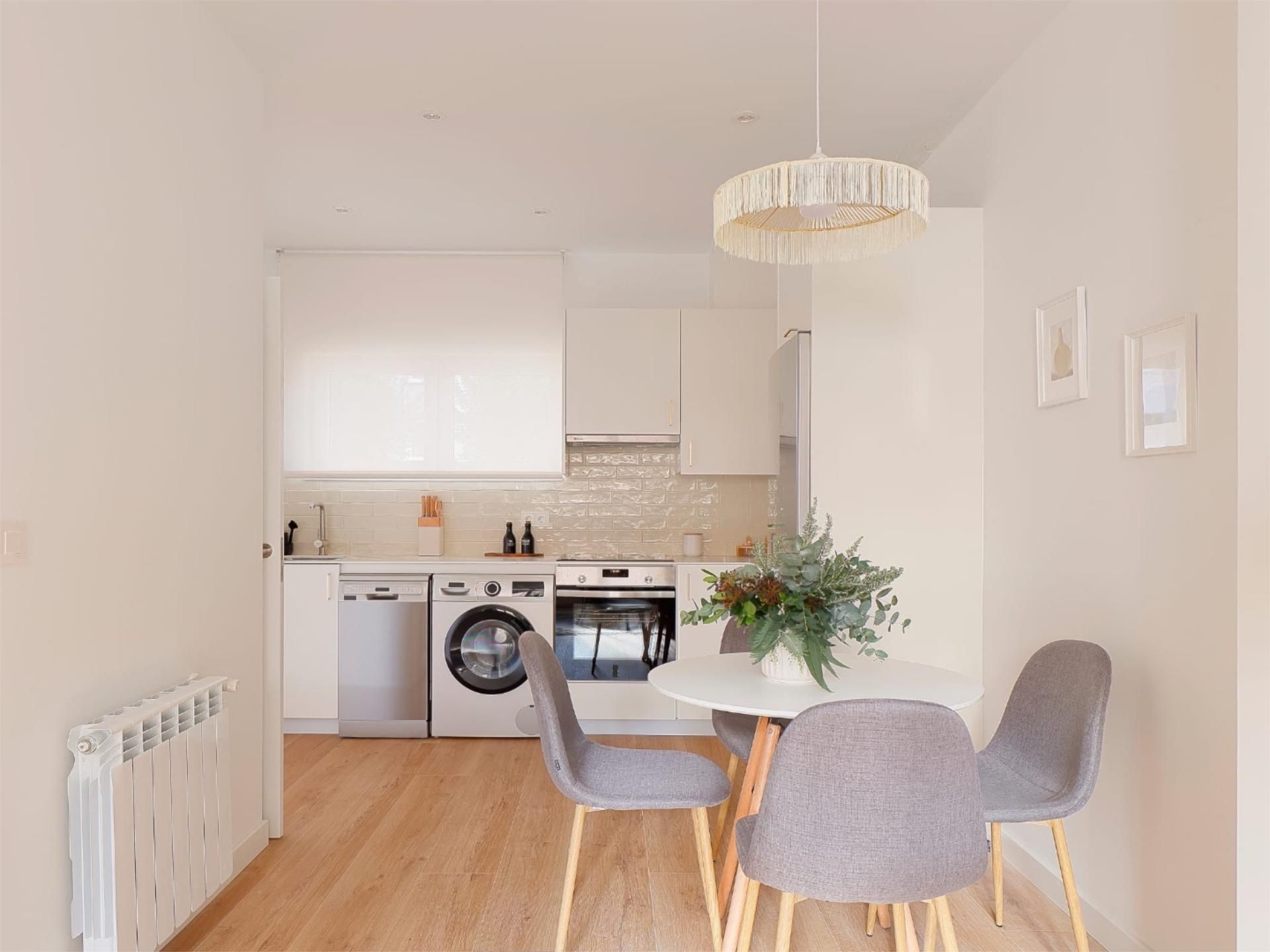 Kitchen of Flat to rent in Gijón   with Heating, Parquet flooring and Furnished