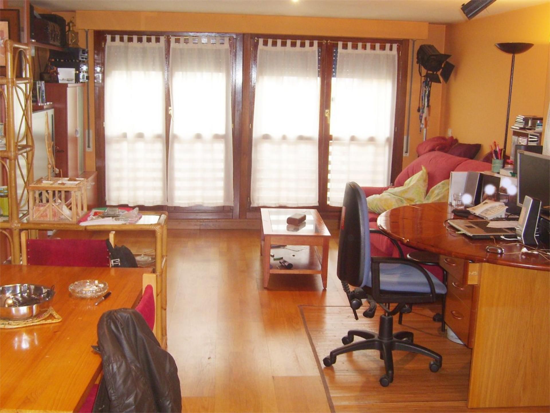 Sala d'estar de Pis en venda en Vitoria - Gasteiz