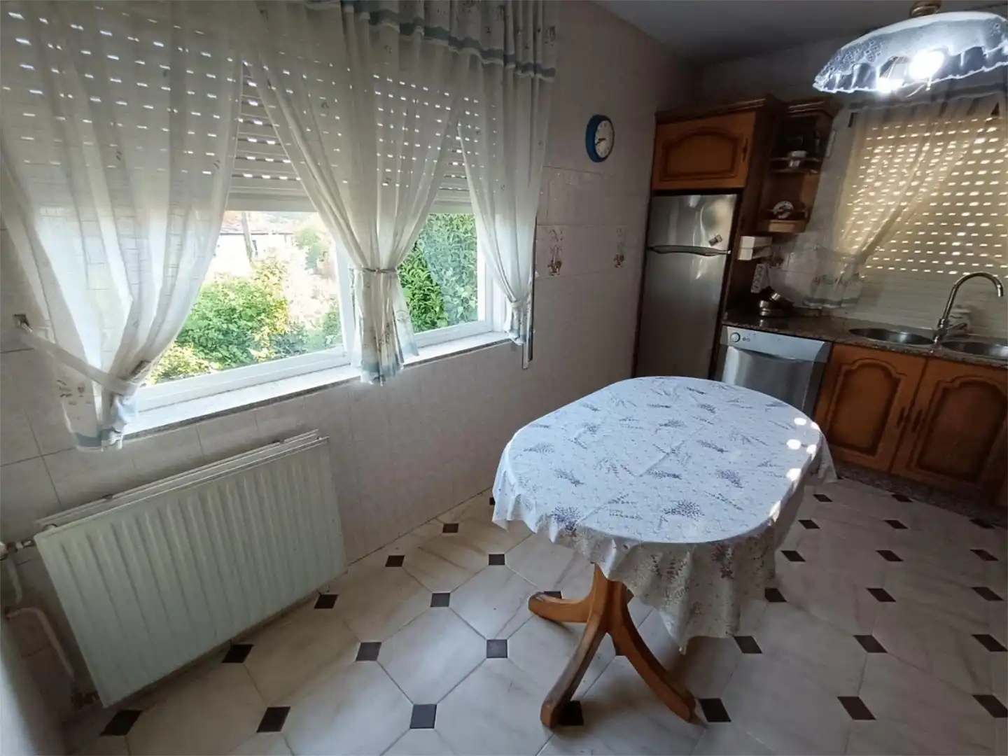 Kitchen of Flat for sale in Begonte  with Terrace and Balcony