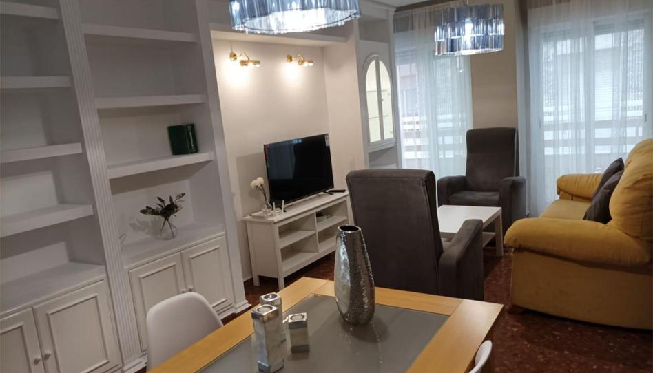 Photo 1 of Flat to share in Calle de Damasco, 21, Ciudad Jardín - Zoco, Córdoba