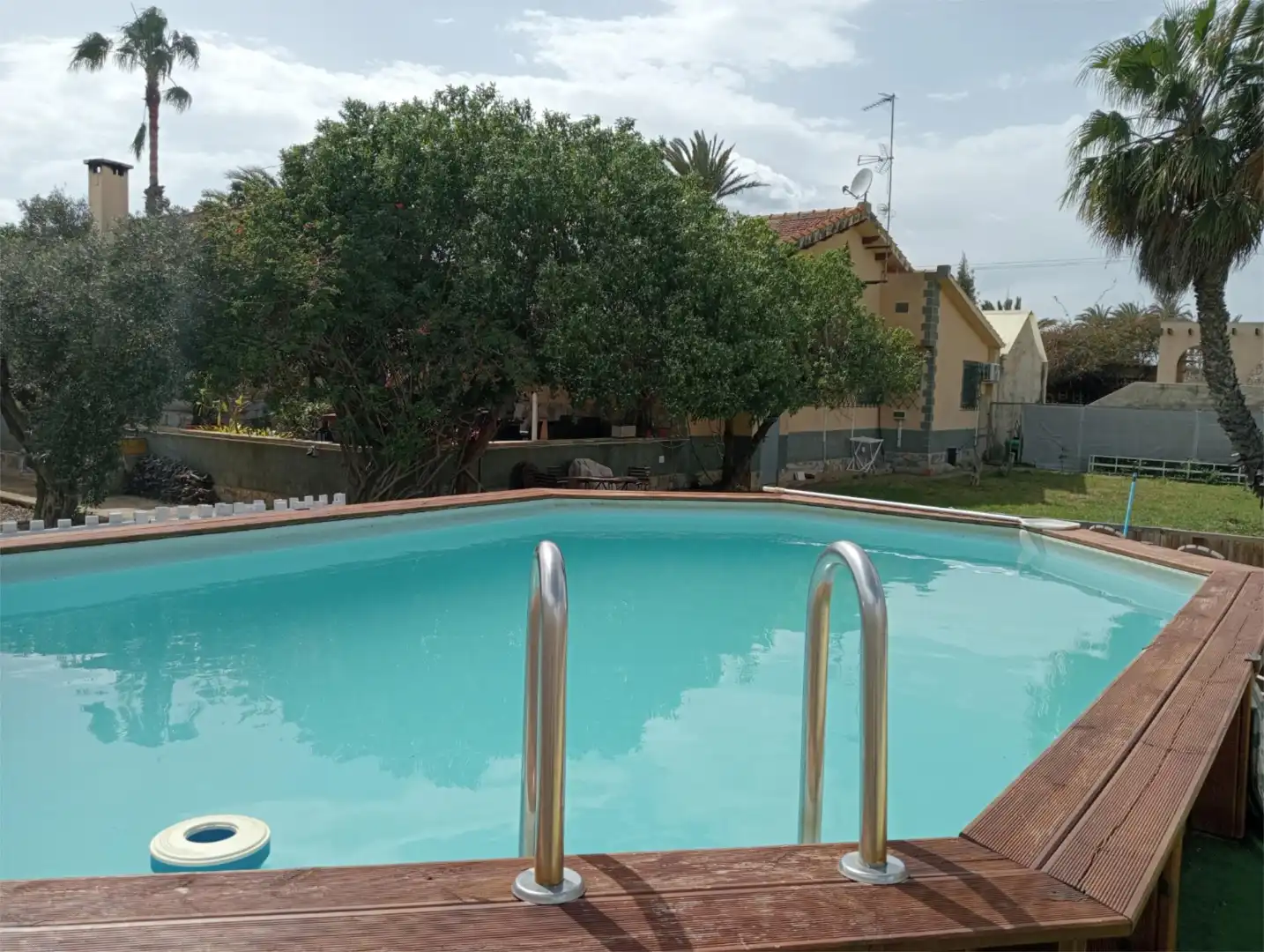 Zimmer in Lo Pedreño, 37, San Fulgencio Schwimmbecken von Wohnung zur untervermieten in San Fulgencio mit Klimaanlage, Heizung und Privatgarten