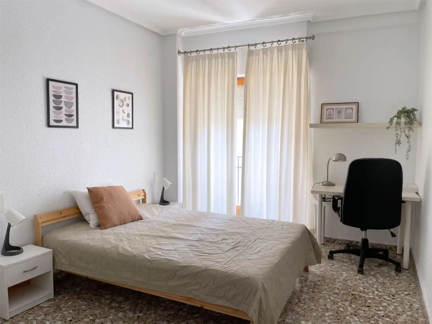Habitación en Carrer Forn Fondo, 2, El Raval - Portes Encarnades Habitación en Carrer Forn Fondo, 2, El Raval - Portes Encarnades