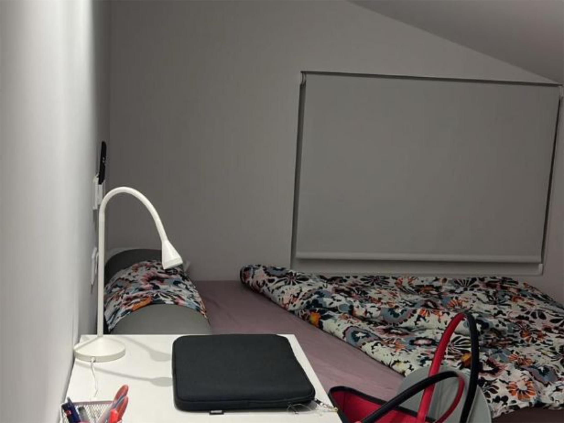 Bedroom of Flat to share in Vic  with Air Conditioner, Heating and Furnished
