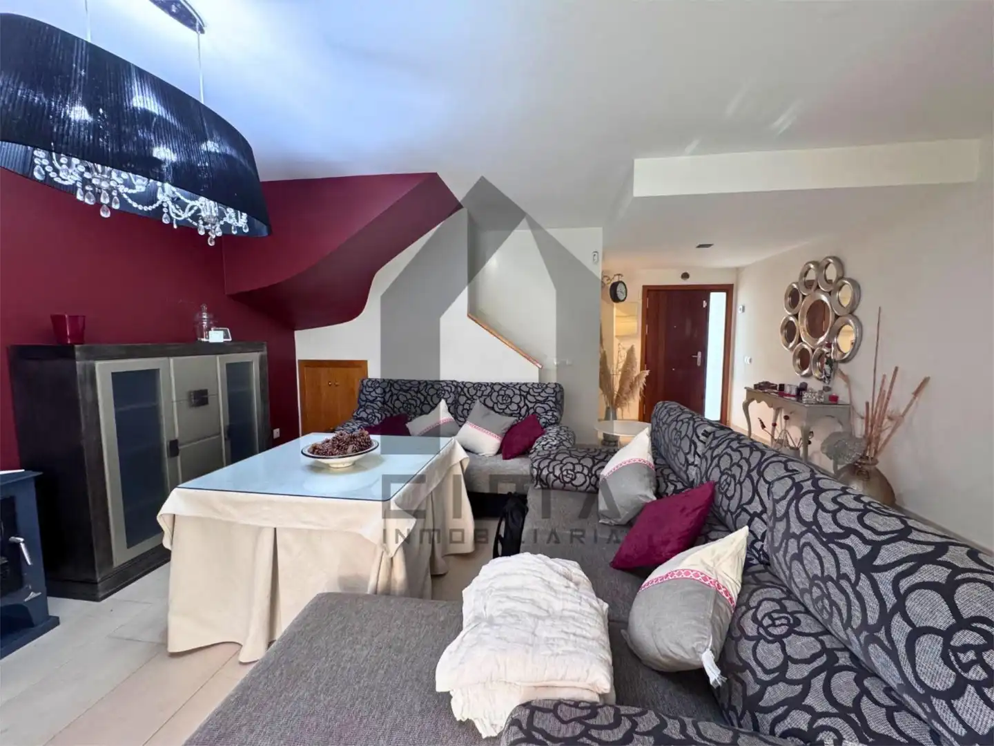 Casa adosada en venta en Calle Luis Daoiz, 1, El Rompido Sala de estar de Casa adosada en venta en El Rompido con Aire acondicionado, Calefacción y Jardín privado