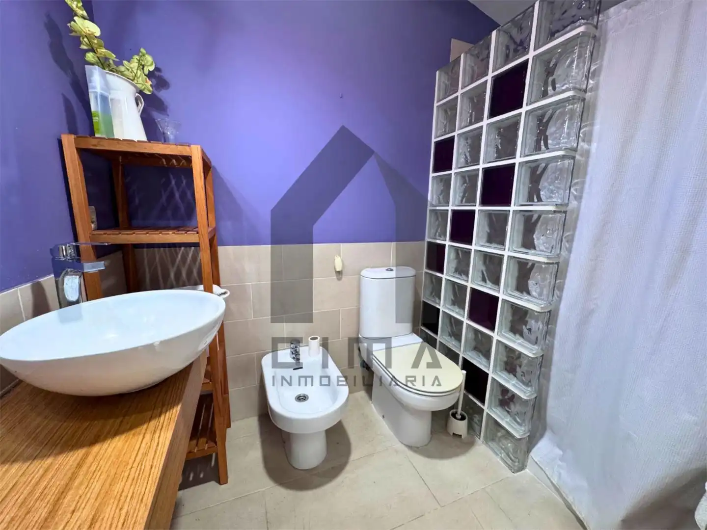 Casa adosada en venta en Calle Luis Daoiz, 1, El Rompido Baño de Casa adosada en venta en El Rompido con Aire acondicionado, Calefacción y Jardín privado