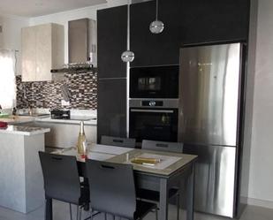 Flat to rent in Calle Bélgica, 33, San Antonio - Las Arenas