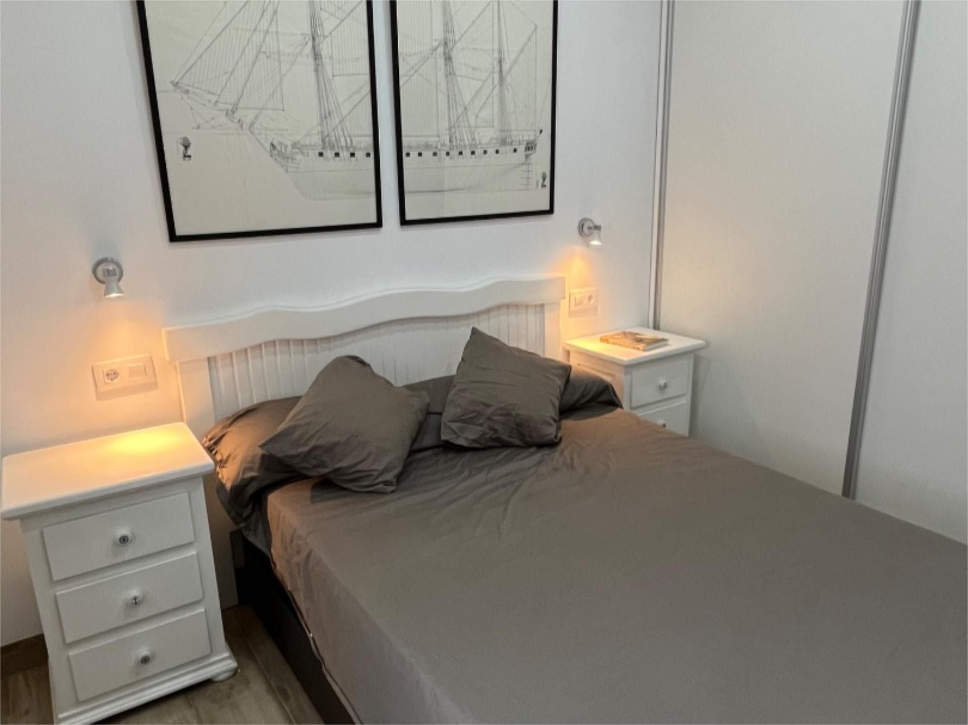 Bedroom of Flat to rent in  Cádiz Capital  with Furnished